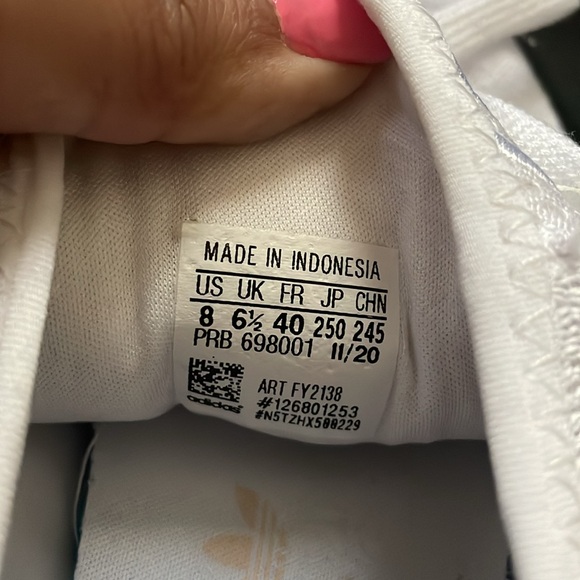 Adidas Women's Swift Run Sneaker - Picture 12 of 12